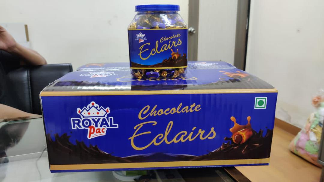 Royal Pac Chocolate Eclairs