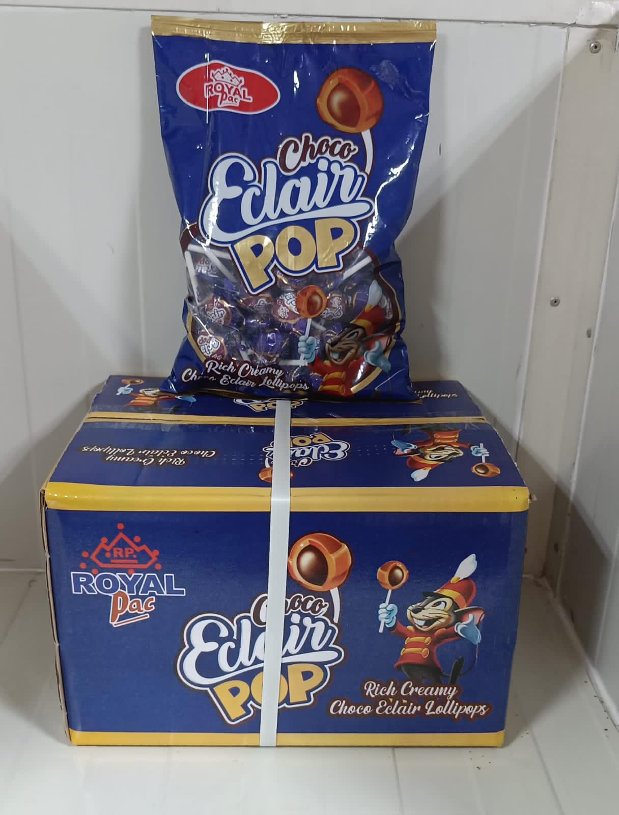 Royal Pac Eclairs Lollipop